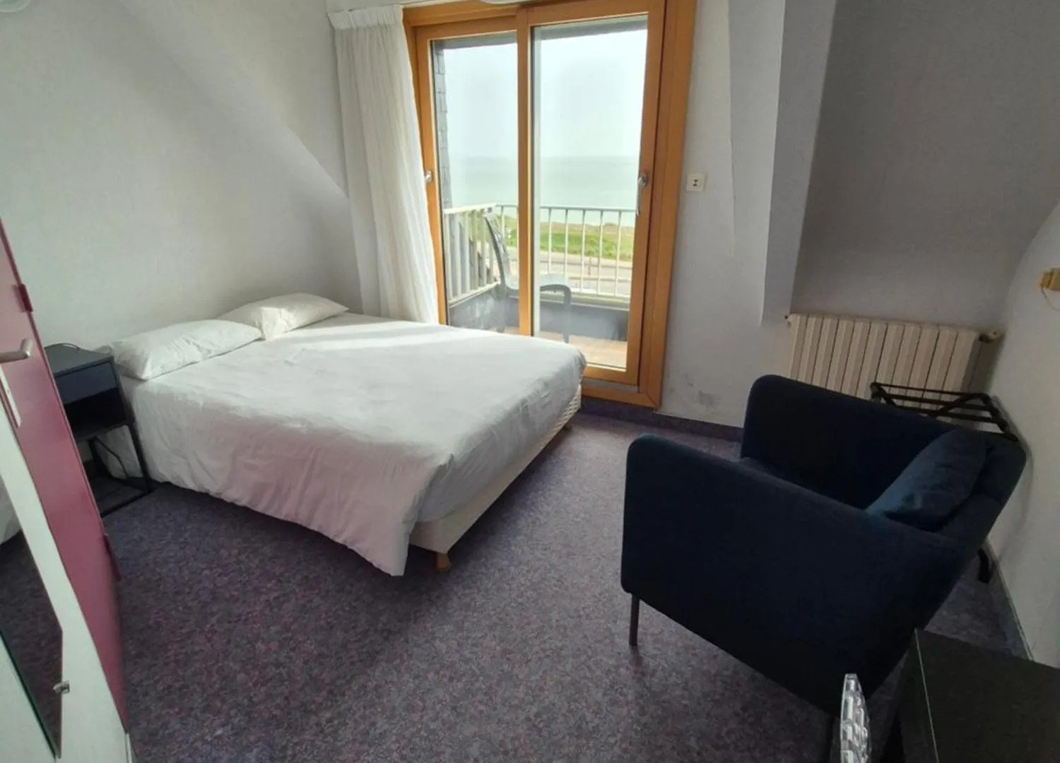 **  Hotel L'Albatros Damgan France